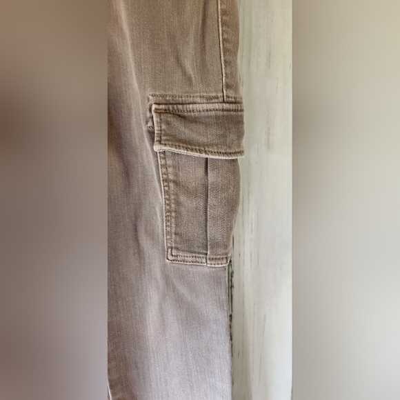 Guess Cargo jeans Tan color sz 27 - Picture 12 of 16